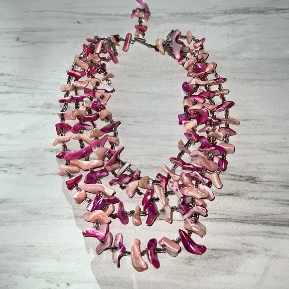 Pink Sea Shell Vintage Japan Collar Necklace - Picture 4 of 4